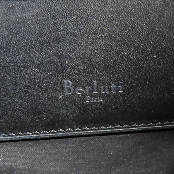 実際に弊社で買取させて頂いたBERLUTI/ベルルッティ カリグラフィ レザー クラッチバッグ/セカンドバッグの画像 4枚目