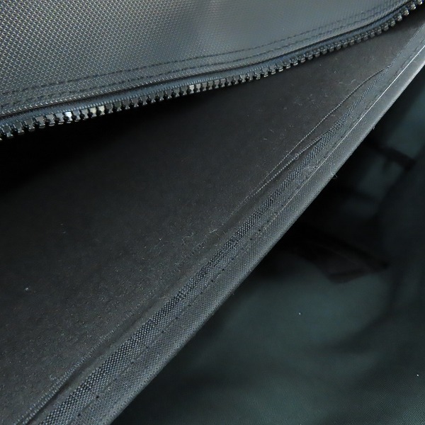 実際に弊社で買取させて頂いたLACOSTE/ラコステ PVC ロゴ型押し ボストンバッグの画像 6枚目