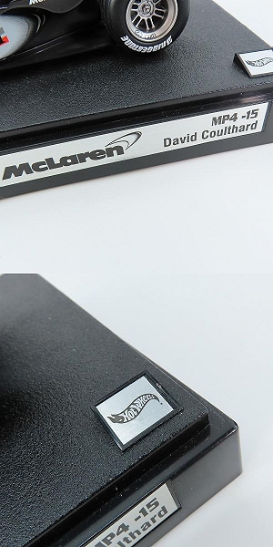 実際に弊社で買取させて頂いたHot Wheels/ホットウィール 1/18 McLaren マクラーレン F1 MP4 -15 D.クルサード 2000 #2 26740の画像 6枚目