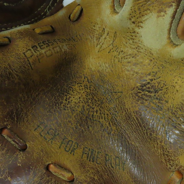 実際に弊社で買取させて頂いたMizuno/ミズノ Multi Hinge ワールドウィン GPT-3 硬式 投手 右投げ用 グローブの画像 8枚目