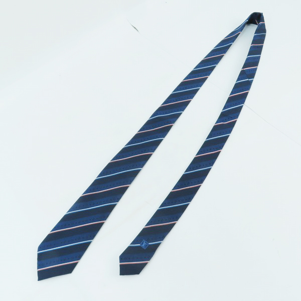実際に弊社で買取させて頂いた【未使用】LOUIS VUITTON/ルイヴィトン クラヴァット モノグラム ストライプ シルク ネクタイ M70956の画像 5枚目