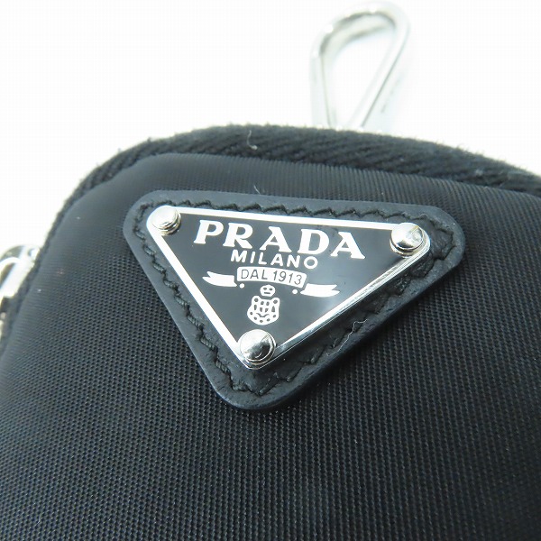 実際に弊社で買取させて頂いたPRADA/プラダ Re Nylon/リナイロン トライアングル ロゴプレート ミニ ポーチの画像 7枚目