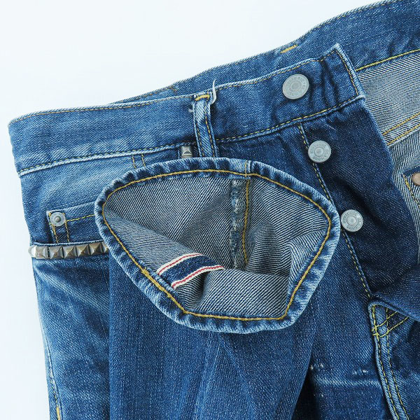 実際に弊社で買取させて頂いたHYSTERIC GLAMOUR/ヒステリックグラマー スタッズデニム ストレートパンツ 0232AP03/30の画像 2枚目