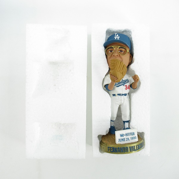 実際に弊社で買取させて頂いたロサンゼルス・ドジャース ドジャースタジアム 50周年 #34 フェルナンド・バレンズエラ ボブルヘッドフィギュア/首振り人形の画像 8枚目