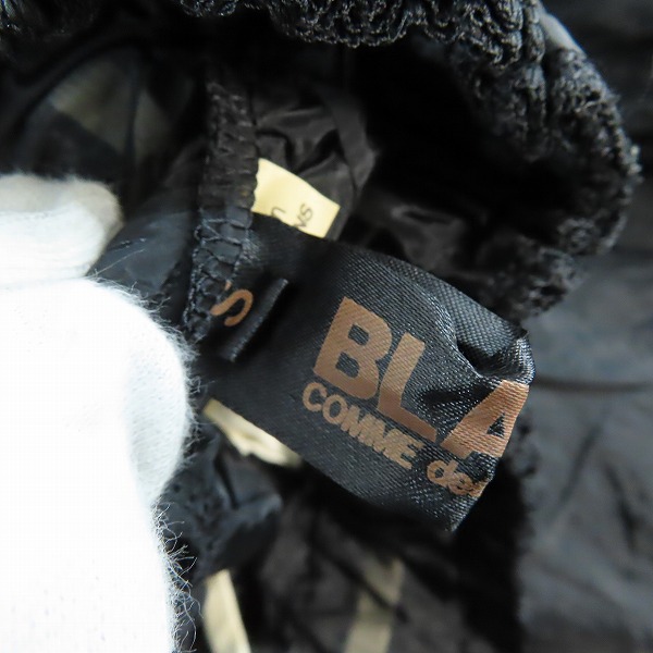 実際に弊社で買取させて頂いたBLACK COMME des GARCONS/ブラックコムデギャルソン シースルー スカート 1F-S011/Sの画像 3枚目