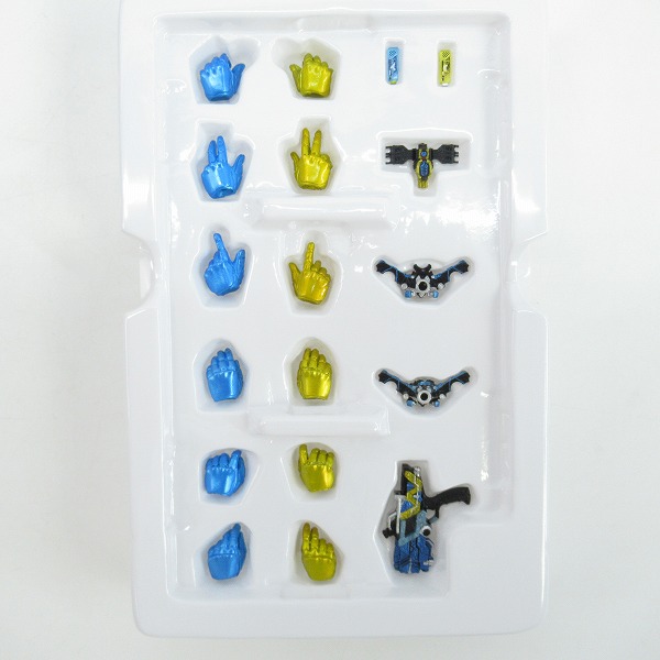 実際に弊社で買取させて頂いたBANDAI/バンダイスピリッツ S.H.Figuarts 真骨彫製法 仮面ライダーW ルナトリガー フィギュアの画像 5枚目