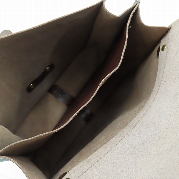 実際に弊社で買取させて頂いた【未使用】IL BISONTE/イルビゾンテ クロス ボディバッグ/ショルダーバッグ 54223-0-5210/9の画像 4枚目