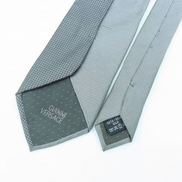 実際に弊社で買取させて頂いたVERSACE/ヴェルサーチ シルクネクタイの画像 2枚目