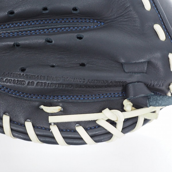 実際に弊社で買取させて頂いた【未使用】MIZUNO/ミズノ Global Elite/グローバルエリート 軟式 捕手 右投げ用グローブ/キャッチャーミット 1AJCR30510の画像 8枚目