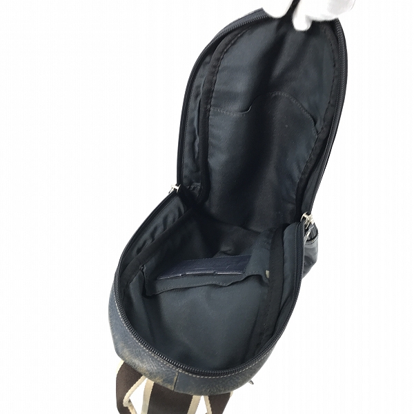 実際に弊社で買取させて頂いたCOACH/コーチ ヘリテージ ペブルドレザー ボディバッグ F1361-F70811の画像 4枚目