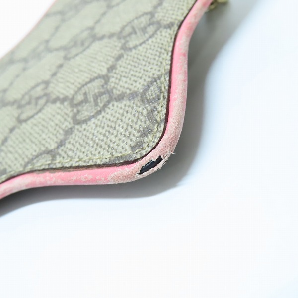 実際に弊社で買取させて頂いたGUCCI/グッチ GGスプリーム スター 星 コインケース 小銭入れ PVC レザー フック付きの画像 6枚目