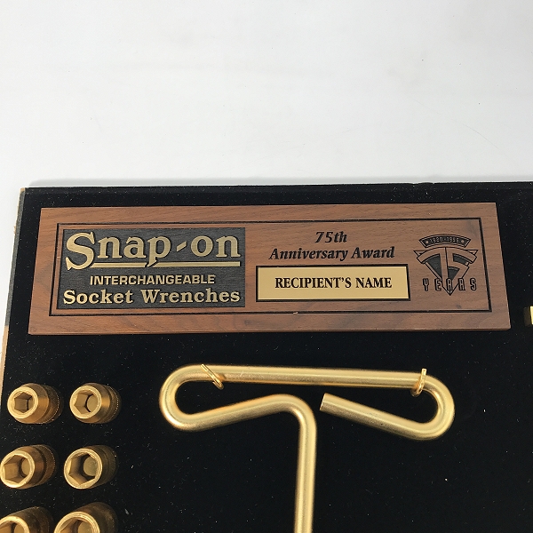 実際に弊社で買取させて頂いた★Snap-on/スナップオン 75th Anniversary Award/75周年 ソケットレンチ ツールセットの画像 2枚目