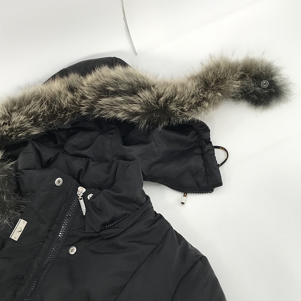 実際に弊社で買取させて頂いたBALMAIN/バルマン ブルーフォックス フードファー レディース ダウンジャケット P230D-80F/Mの画像 6枚目