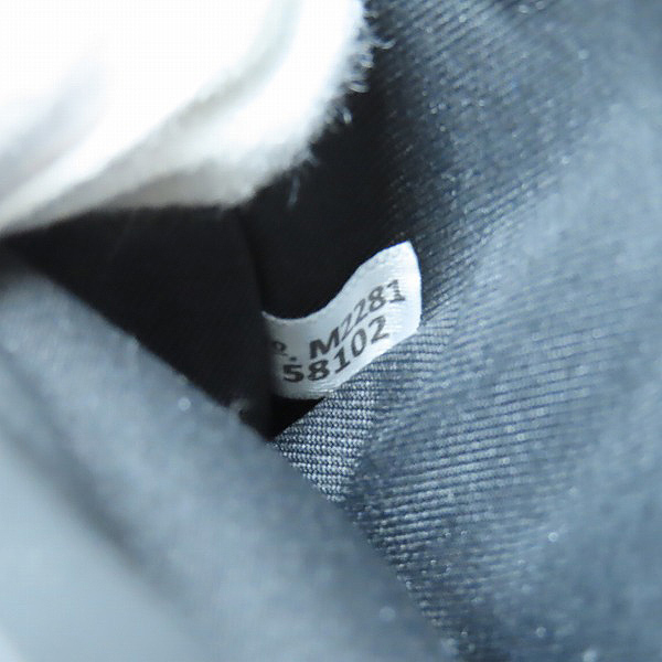 実際に弊社で買取させて頂いたCOACH/コーチ ラウンドジップ/ファスナー 長財布 カーフレザー ブラック 58102の画像 6枚目