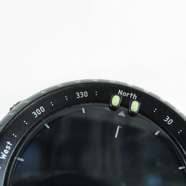 実際に弊社で買取させて頂いたSUUNTO/スント CORE/コア オールブラック 腕時計 SS014279010【動作未確認】の画像 4枚目