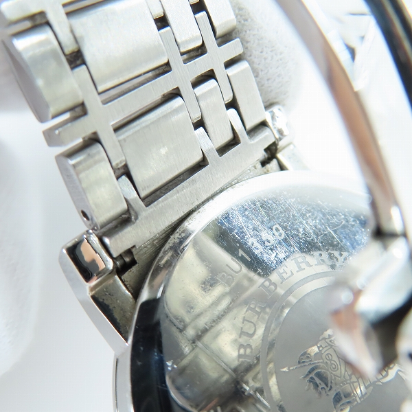 実際に弊社で買取させて頂いたBURBERRY/バーバリー ヘリテージ クォーツ 腕時計 メタルバンド BU1350【動作未確認】の画像 7枚目