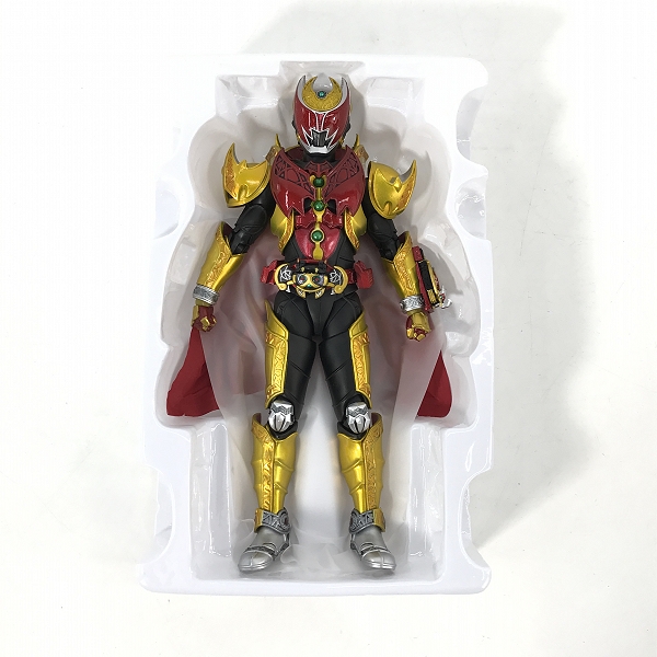 実際に弊社で買取させて頂いたBANDAI SPIRITS/バンダイスピリッツ S.H.Figuarts 真骨彫製法 仮面ライダーキバ エンペラーフォーム フィギュアの画像 1枚目
