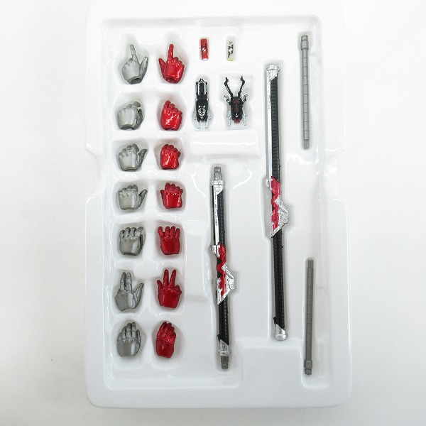 実際に弊社で買取させて頂いたBANDAI/バンダイスピリッツ S.H.Figuarts 真骨彫製法 仮面ライダーW ヒートメタル フィギュアの画像 4枚目