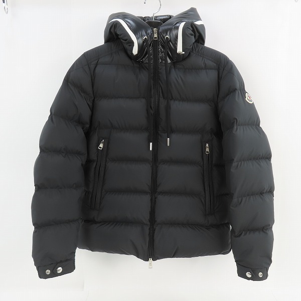 実際に弊社で買取させて頂いた【JPタグ】MONCLER/モンクレール CARDERE カーデーレ ダウンジャケット I20911A00182/1