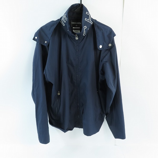 実際に弊社で買取させて頂いたCHANEL/シャネル ジップアップ ブルゾン AZ328/38