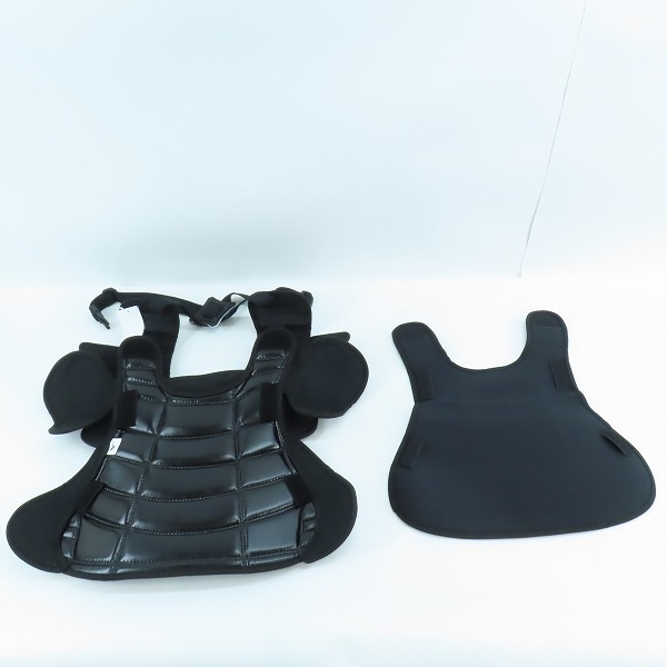 実際に弊社で買取させて頂いた【未使用】MIZUNO/ミズノ 審判用 硬式/軟式 ソフト兼用 プロテクター 1DJPU11009の画像 3枚目