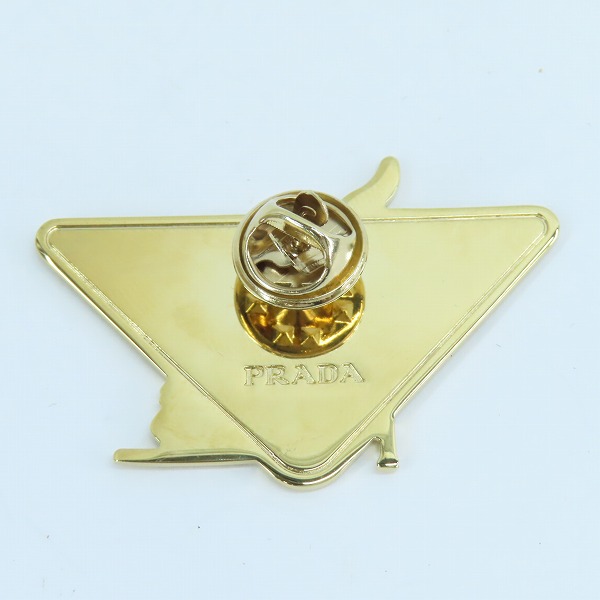実際に弊社で買取させて頂いたPRADA/プラダ ロゴ/三角 ピンバッジの画像 2枚目