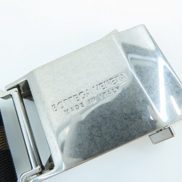 実際に弊社で買取させて頂いた【未使用】BOTTEGA VENETA/ボッテガヴェネタ リボンストラップ ボーダー ライン ベルト 629663 VBWJ1 8552の画像 4枚目