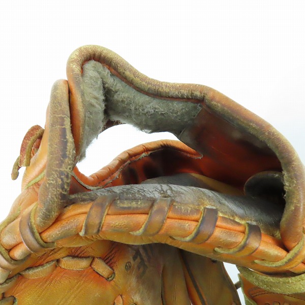 実際に弊社で買取させて頂いたMizuno/ミズノ CREST HIDE UNIC CROSS WEB N32007 硬式 内野手 右投げ用 グローブ の画像 4枚目