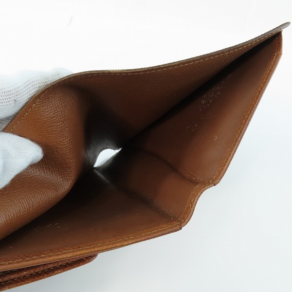 実際に弊社で買取させて頂いたLOUIS VUITTON/ルイ ヴィトン モノグラム ポルトトレゾール エテュイ パピエ 三つ折り財布 M61202の画像 4枚目