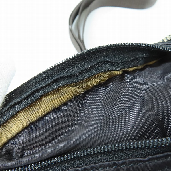 実際に弊社で買取させて頂いたPorter Classic/ポータークラシック SUPER NYLON WALLET POUCH/ショルダーウォレットポーチ PC-015-803の画像 8枚目