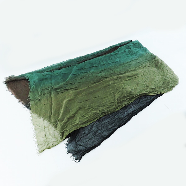 実際に弊社で買取させて頂いたFaliero Sarti/ファリエロ サルティ グラデーションカラー 大判ストールの画像 6枚目