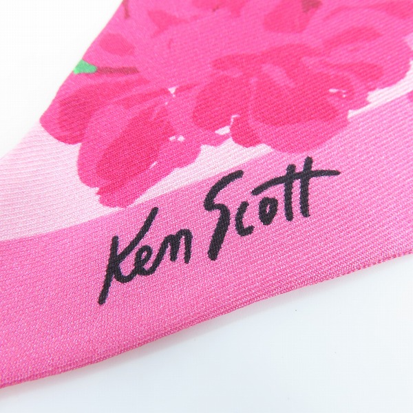 実際に弊社で買取させて頂いたGUCCI/グッチ Ken Scott フローラル スカーフ/ミッツァの画像 1枚目