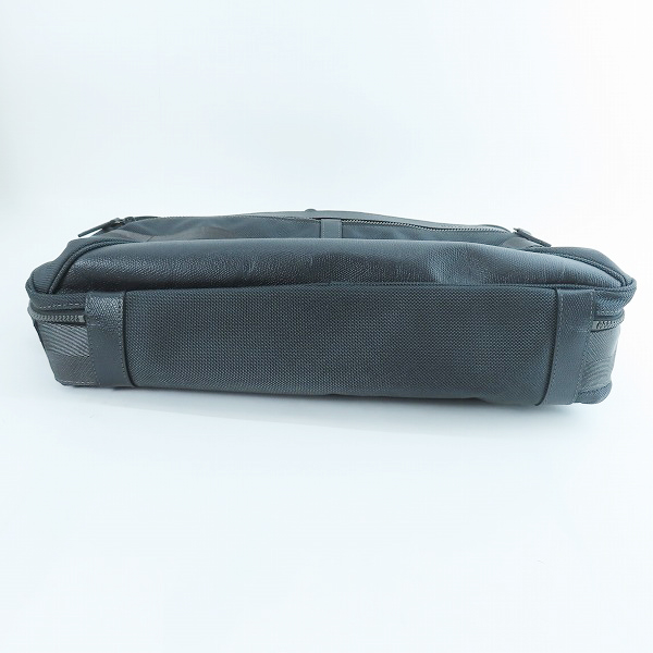 実際に弊社で買取させて頂いたBRIEFING × BROOKS BROTHERS/ブリーフィング×ブルックスブラザーズ BB FUSION TRINITY LINER 3WAYバッグの画像 4枚目