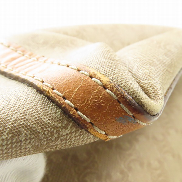 実際に弊社で買取させて頂いたCELINE/セリーヌ ロゴ マカダム柄 クラッチバッグ/ポーチ M07 の画像 7枚目