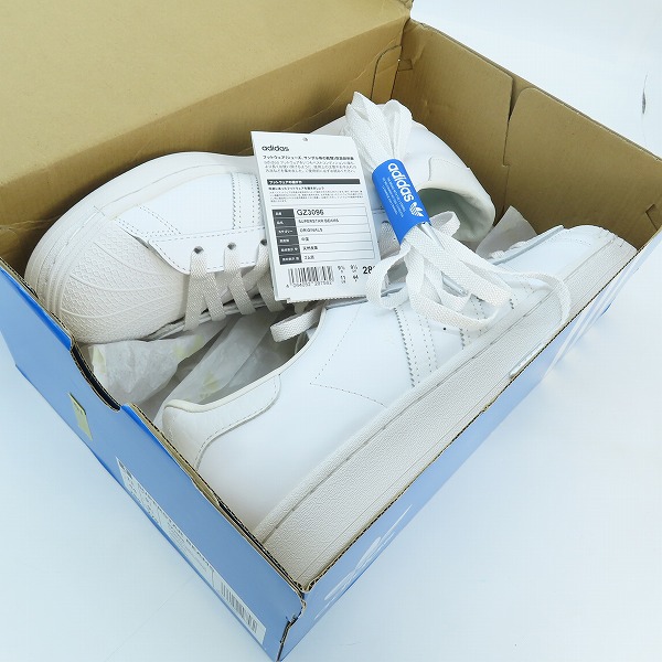 実際に弊社で買取させて頂いたBEAMS×adidas/ビームス×アディダス WMNS SUPERSTAR “White/Matt Silver”  スーパースター GZ3096 28.0の画像 8枚目