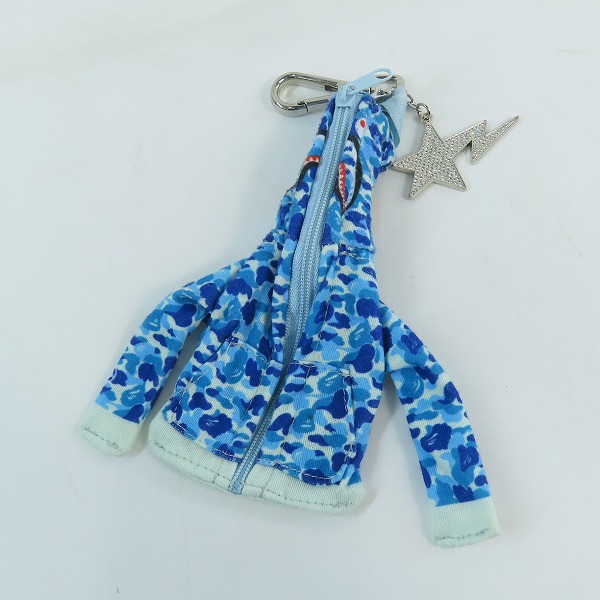 実際に弊社で買取させて頂いたA BATHING APE/アベイシングエイプ Shark FULL ZIP Hoodie Keychain キーホルダー