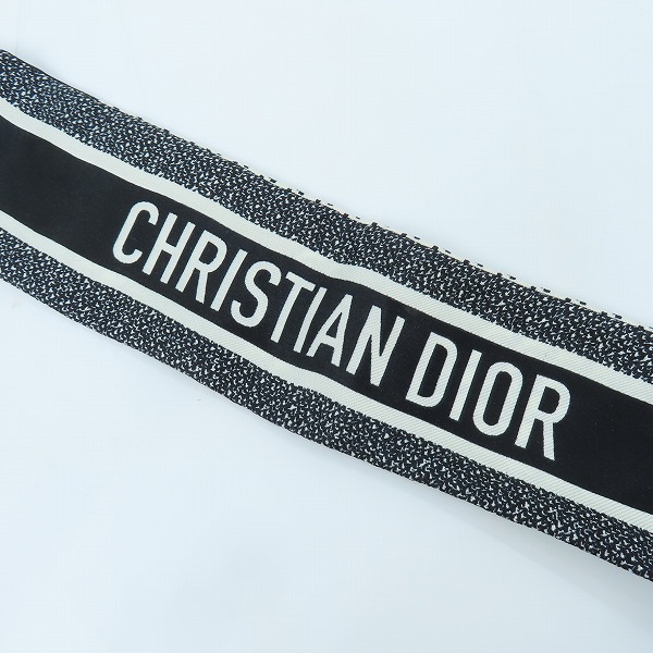 実際に弊社で買取させて頂いたChristian Dior/クリスチャン ディオール 30 Montaigne ミッツァスカーフ 15MON106I601_C089の画像 2枚目