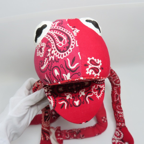 実際に弊社で買取させて頂いたREADY MADE/レディメイド BANDANA FROG MAN/バンダナ フロッグマン ぬいぐるみの画像 1枚目