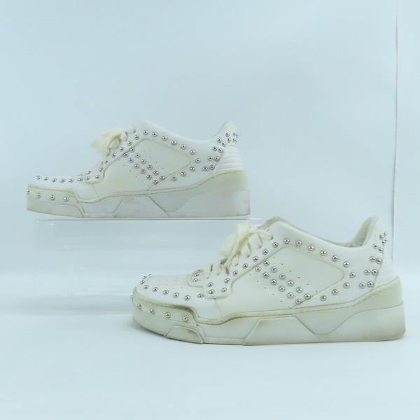 実際に弊社で買取させて頂いたGIVENCHY/ジバンシィ TYSON LOW タイソン ロー スタッズスニーカー/42の画像 3枚目