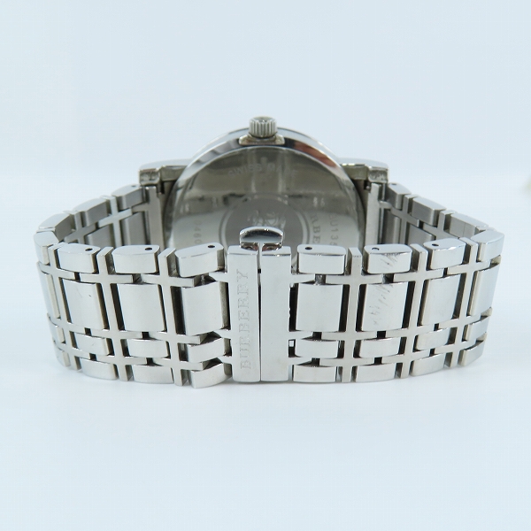 実際に弊社で買取させて頂いたBURBERRY/バーバリー ヘリテージ クォーツ 腕時計 メタルバンド BU1350【動作未確認】の画像 2枚目