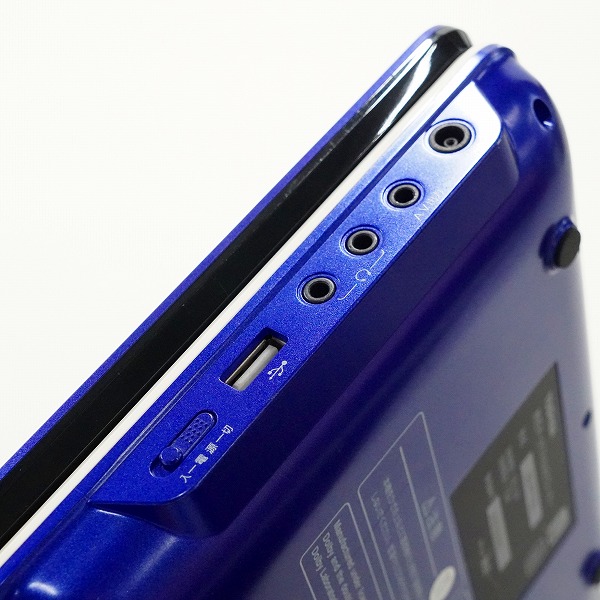 実際に弊社で買取させて頂いたTOSHIBA/東芝 SD-P77SL REGZA 7V型 ポータブルDVDプレーヤー 動作未確認の画像 7枚目