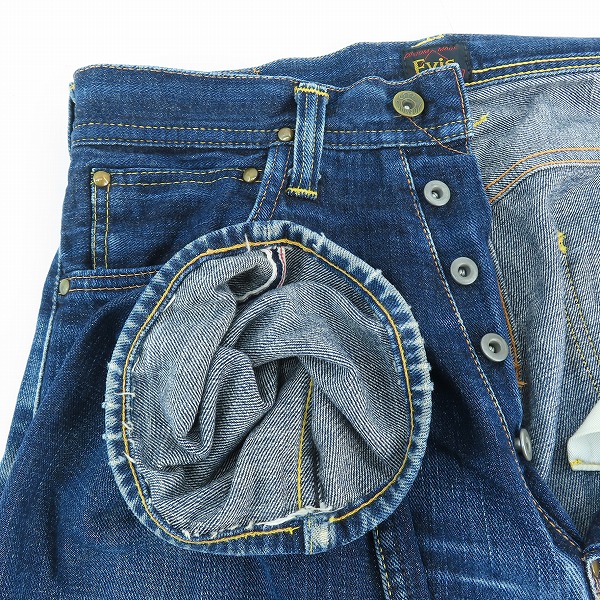 実際に弊社で買取させて頂いたEVISU/エヴィス ペイント デニムパンツ 2101/31×35の画像 2枚目
