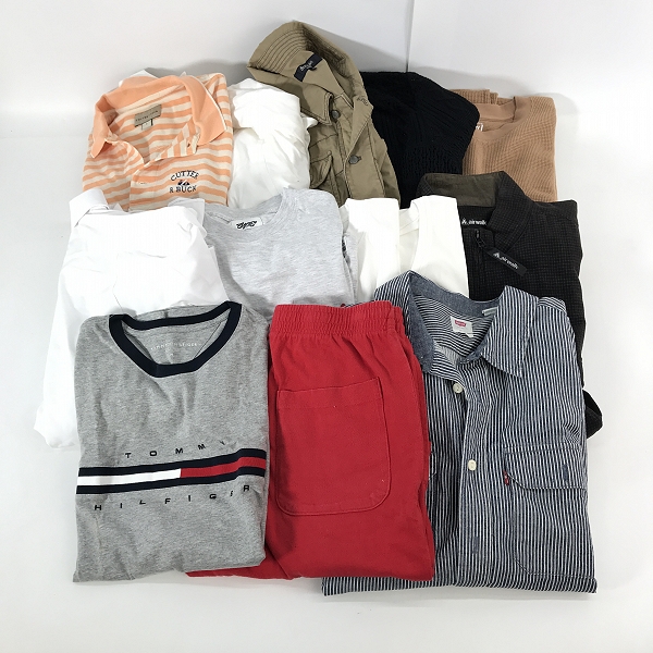 実際に弊社で買取させて頂いた【おまとめ】リーバイス/トミーヒルフィガー/チャンピオン 等 ハーフパンツ/デニムシャツ/Tシャツ 他