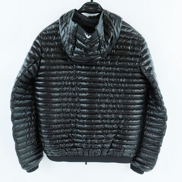 実際に弊社で買取させて頂いた【JPタグ】EMPORIO ARMANI/エンポリオアルマーニ ジャケット 撥水 キルティング/6G1B99 1NPYZ/46の画像 1枚目