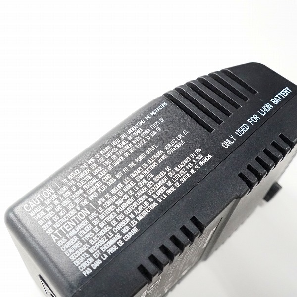 実際に弊社で買取させて頂いたSnap-on/スナップオン CTC772A 14.4V 充電器 バッテリーチャージャー 動作未確認の画像 7枚目