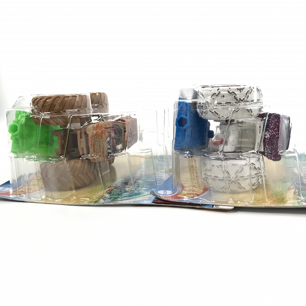 実際に弊社で買取させて頂いた【未開封】Hot Wheels/ホットウィール MONSTER TRUCKS CRUSH DELIVERY/TOWN HAULER/UNIMOG/PURE MUSCLE 4点セットの画像 3枚目