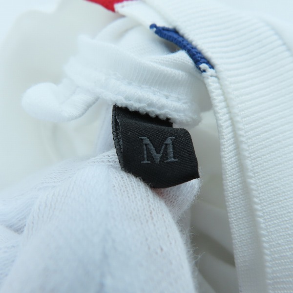 実際に弊社で買取させて頂いた【JPタグ】MONCLER/モンクレール MAGLIA T-SHIRT/Tシャツ ラバー ロゴワッペン カットソー G20918C00028 829H8/Mの画像 3枚目