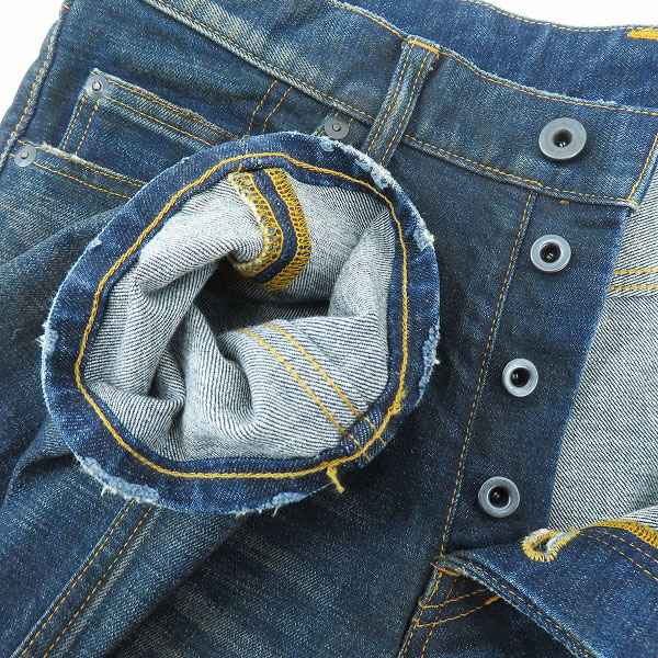 実際に弊社で買取させて頂いたISAMU KATAYAMA BACKLASH/バックラッシュ AULD TRIANGLE クラッシュスキニーデニム 1483-1C Lの画像 2枚目