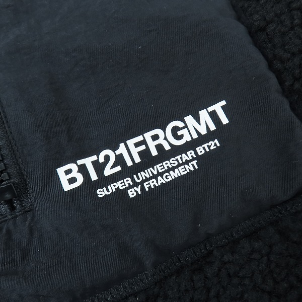 実際に弊社で買取させて頂いた【未使用】FRAGMENT DESIGN フラグメントデザイン ×BT21 BT21FRGMT FLEECE JACKET/フリースジャケット/Mの画像 4枚目