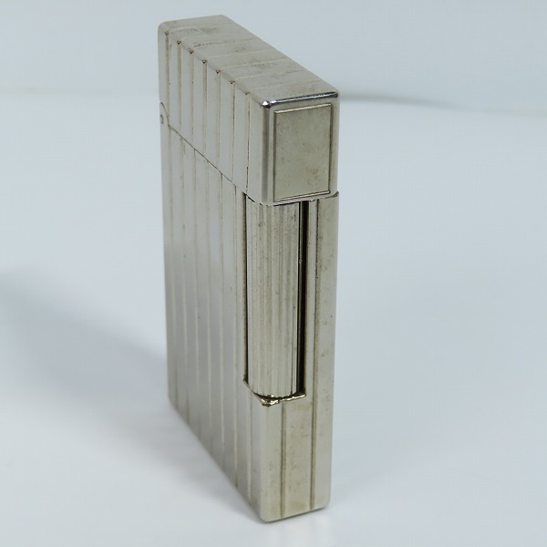 実際に弊社で買取させて頂いたS.T.Dupont/S.T.デュポン LINE2/ライン2 ボーダー ガスライター 16789の画像 4枚目